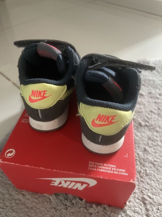 Nike adidasy R 21