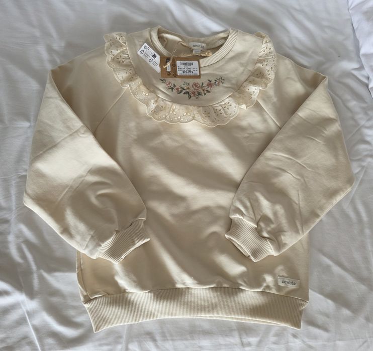 Newbie nowa kremowa bluza 122 128