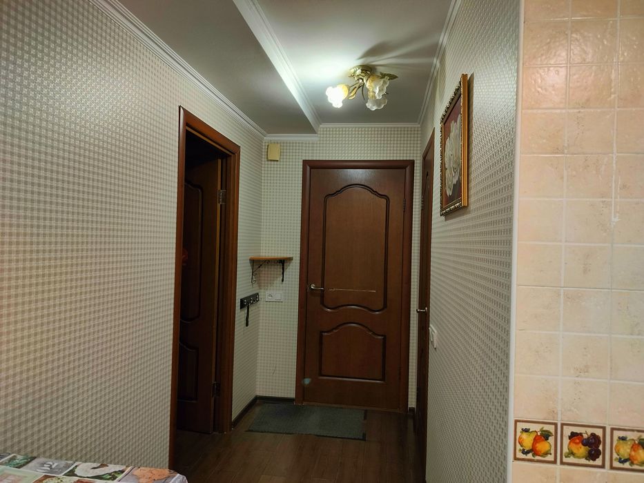 Погодинно, подобово. Квартира біля Ж/Д вокзалу. Вулиця Жилянська 76.