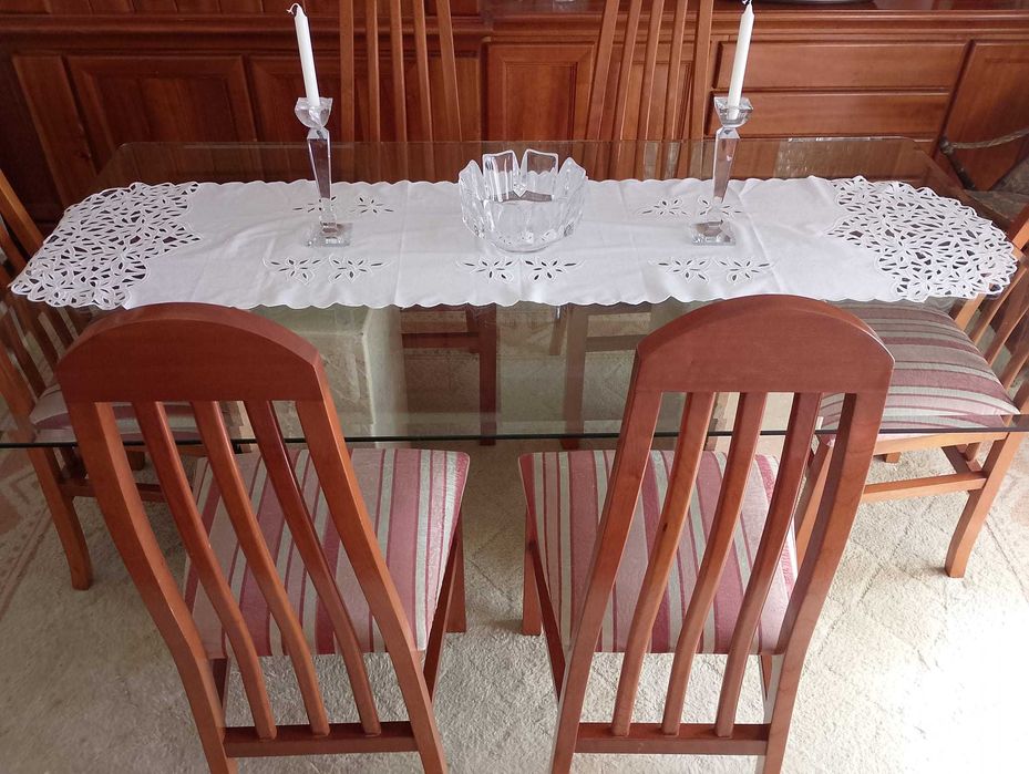 Mesa Mármore de Sala + 6 cadeiras cerejeira