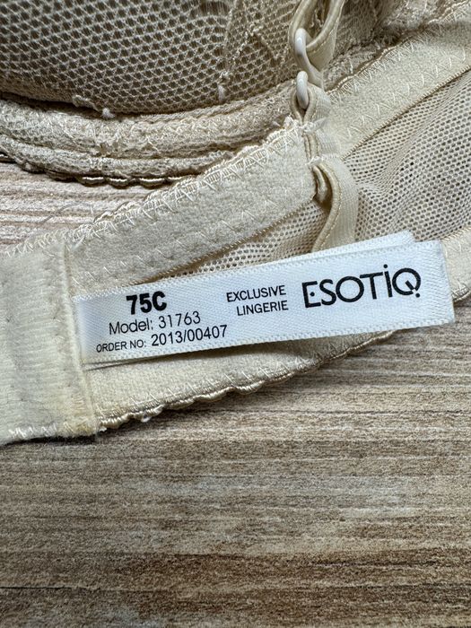 Esotiq biustonosz push up