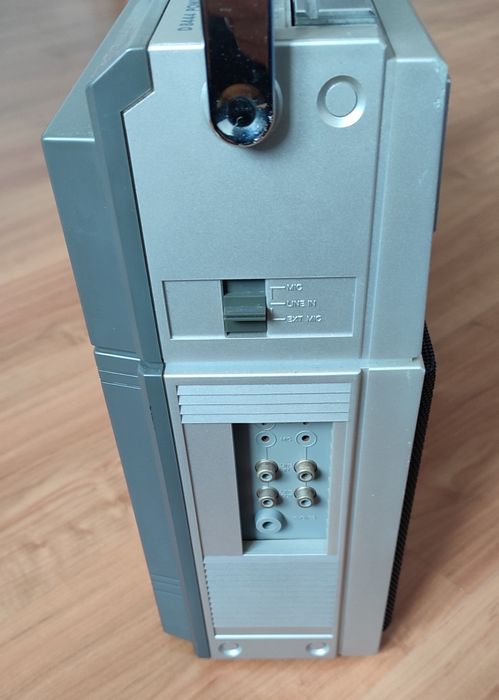 Radiomagnetofon Philips D8444