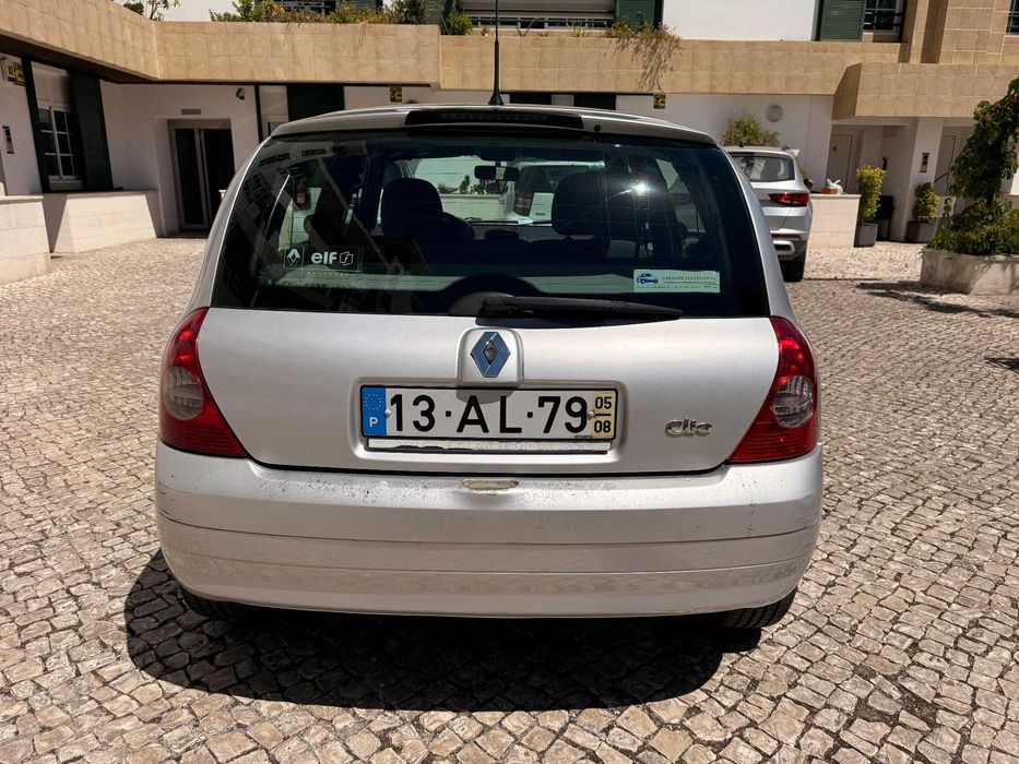 RENAULT CLIO 1.2 16V – Extreme - 2005 - c/Ar Condicionado
