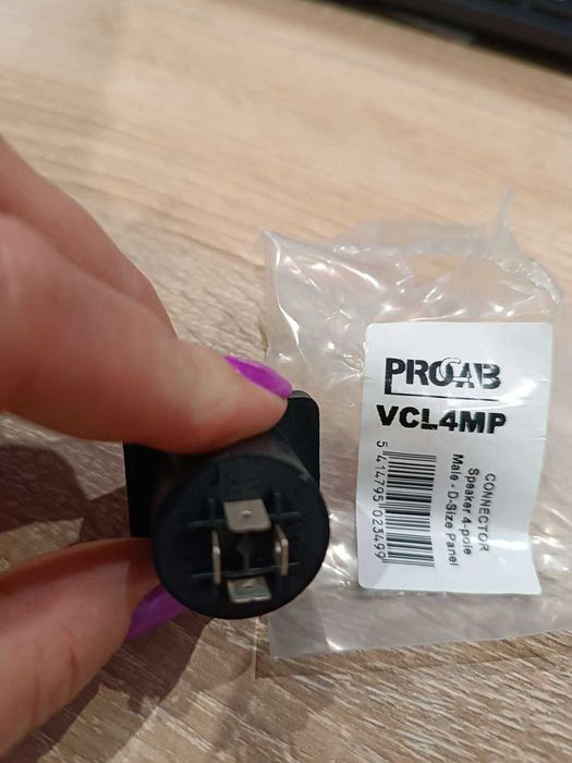 PROCAB VCL4MP Złącze SPEAKON żeńskie 4 Pin gniazdo na panel