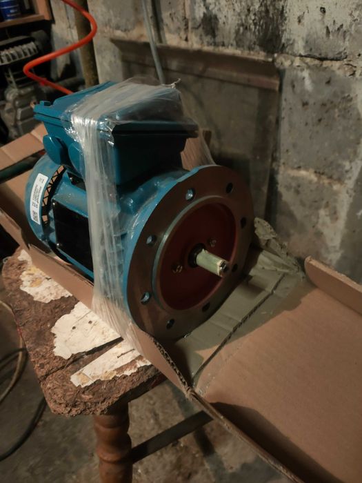 Silnik elektryczny 0,37 kw - NOWY