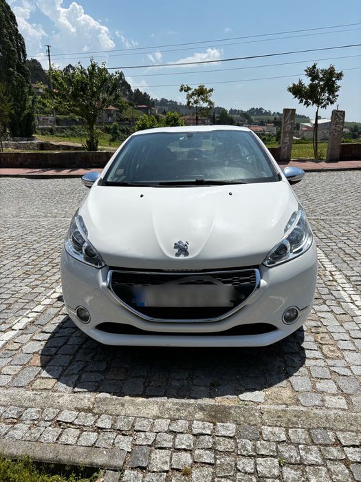 Peugeot 208 1.6 e-HDI