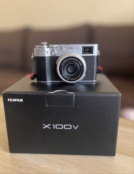 Sprzedam FujiFilm  X100v