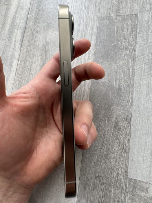Apple Iphone 15 pro 128 gb Natural Titanium