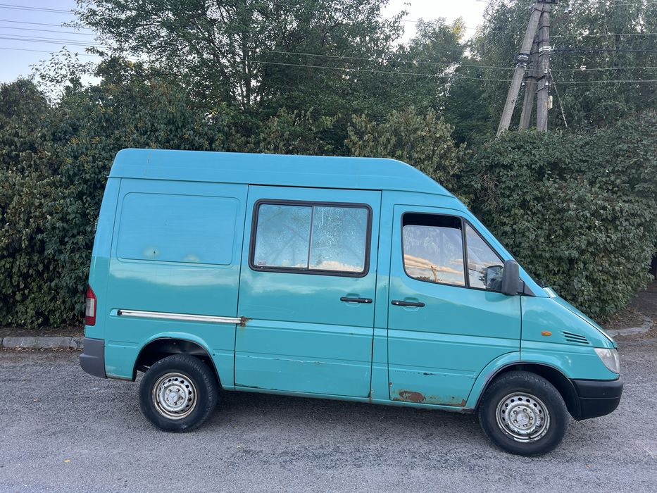 MERCEDES-BENZ Sprinter 208d