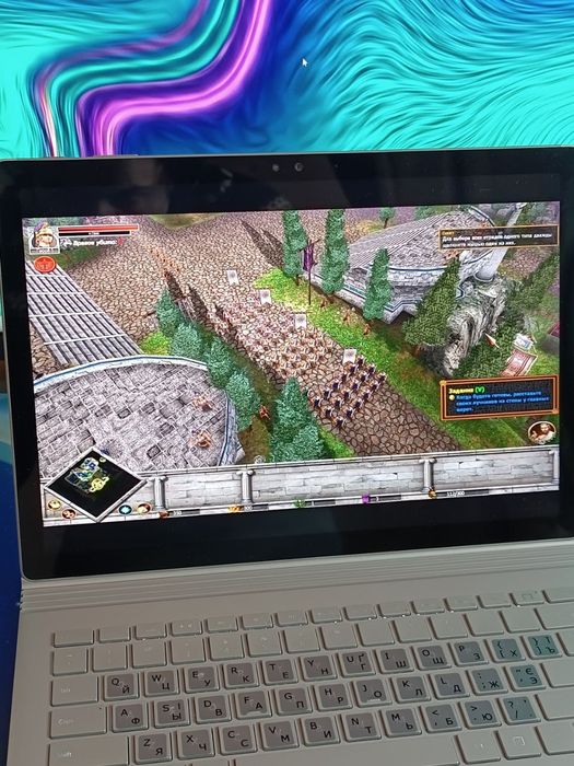 Surface Book / i7 + Nvidia 1GB / SSD 256GB - гарний стан