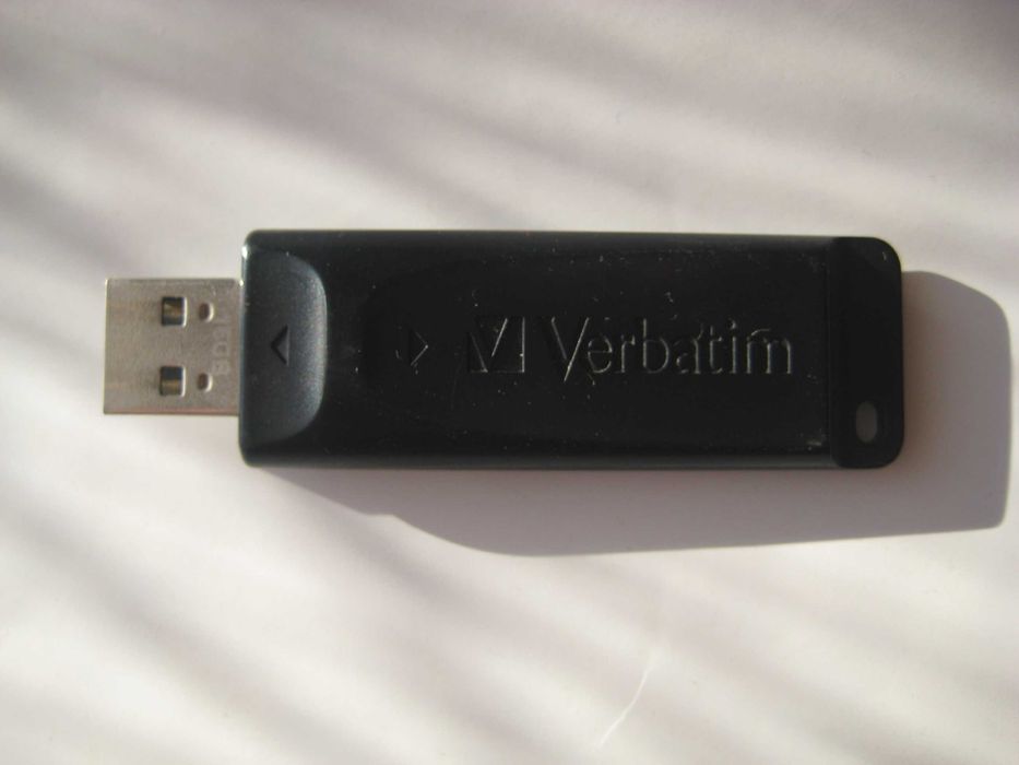 Флешка Флеш пам'ять USB Verbatim 16 ГБ