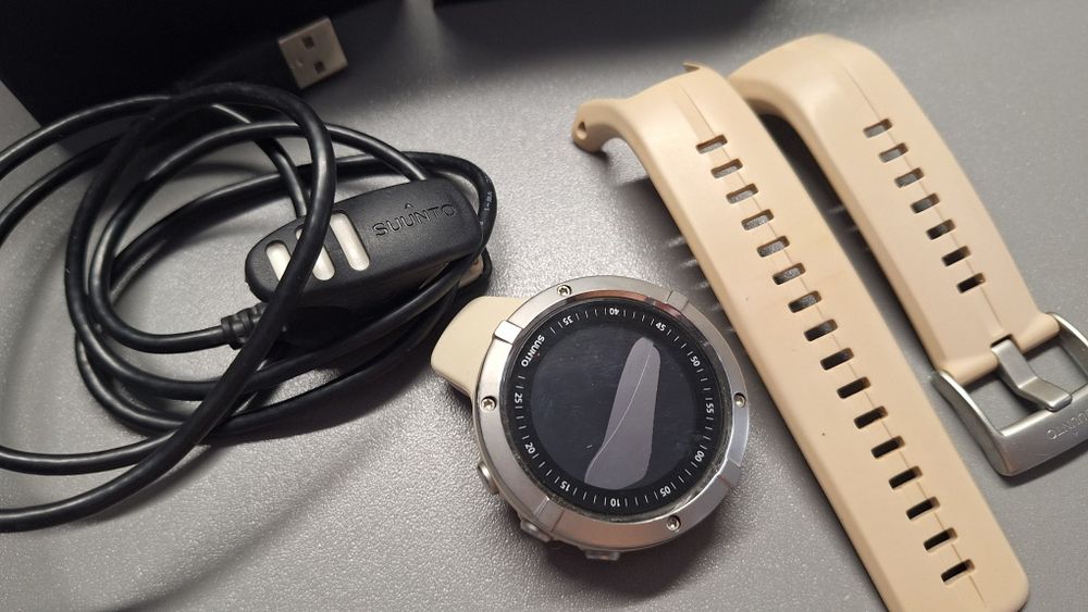 SUUNTO Spartan trainer wrist hr para peças