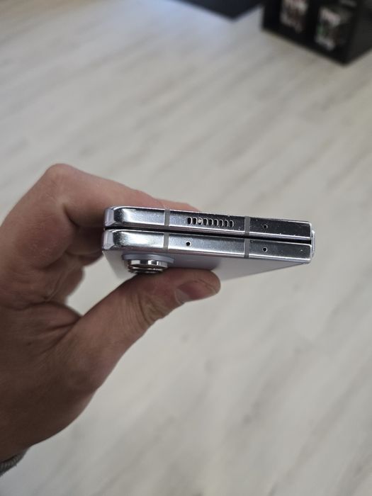 Samsung Galaxy Z Fold 5 256GB Ice Blue – Bom estado, desbloqueado