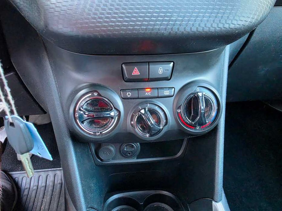 Peugeot 2008 1.2Vti 82Cv 90.000Km Style 06/2018