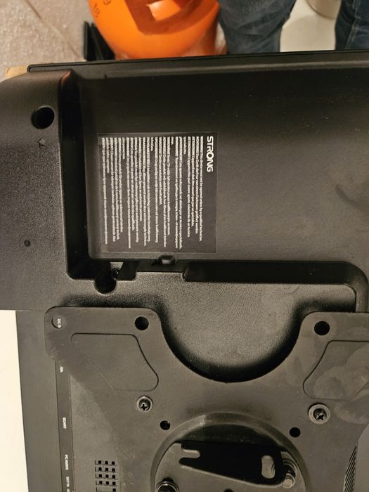 Tv 22  polegadas strong