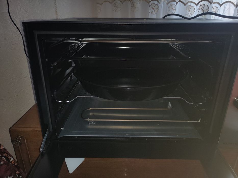 Електропіч продам