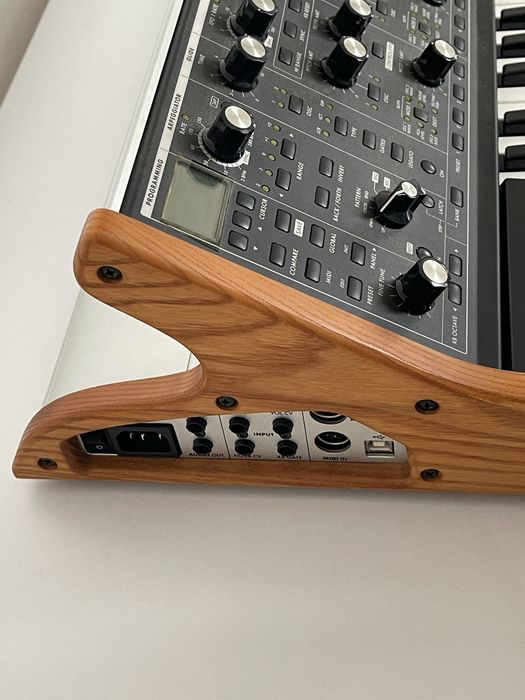 Moog Subsequent 37