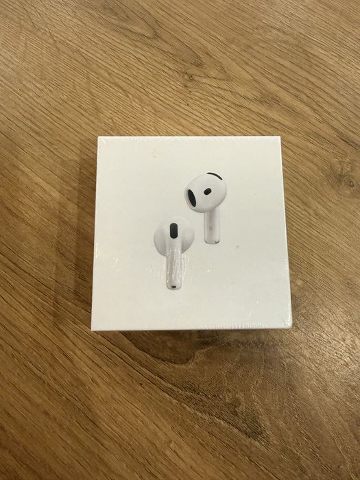 Słuchawki AirPods 4 z redukcją halasu