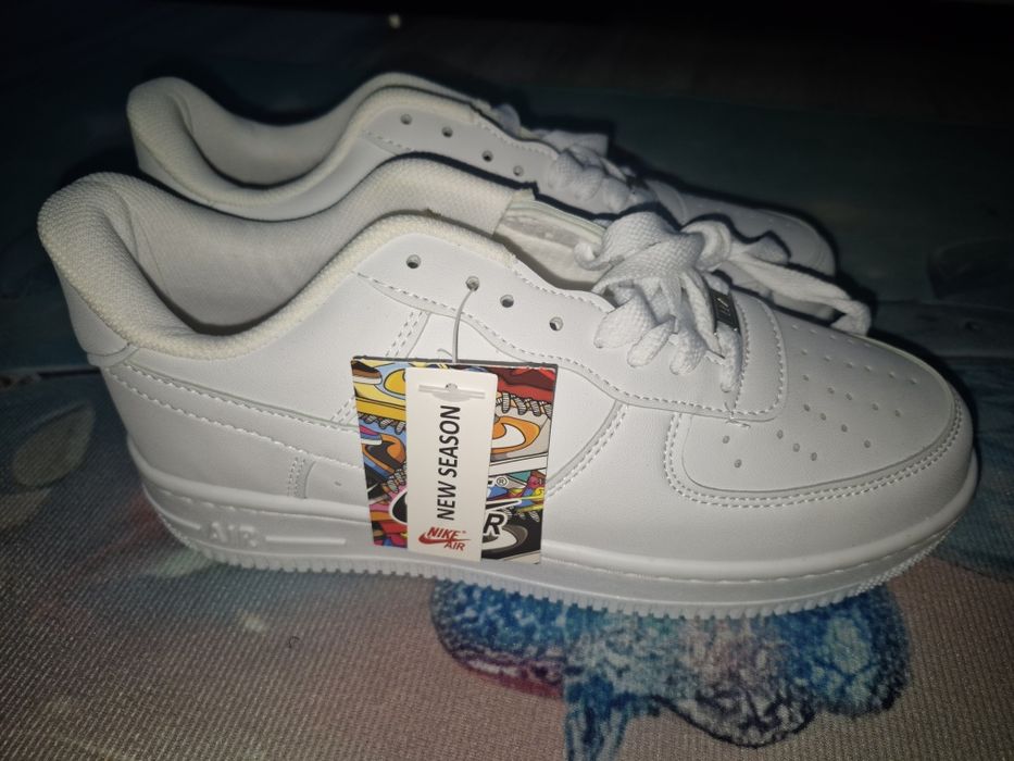 Buty sportowe białe