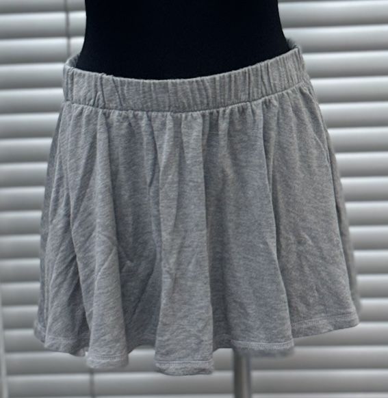 Edith Collection spodniczka jasno szara M nowa bez metki