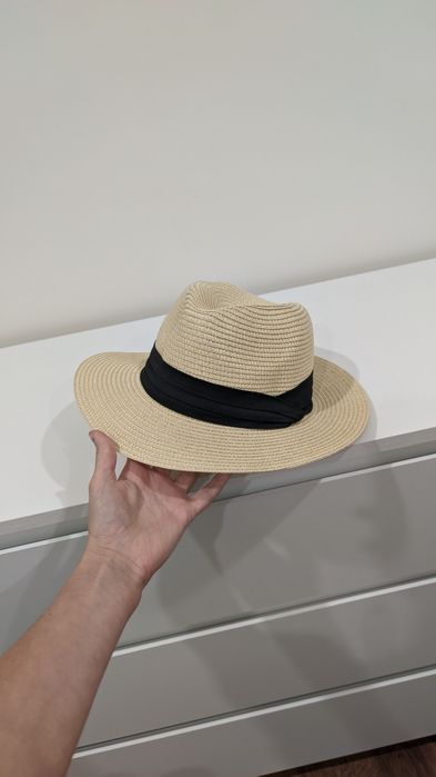 Шляпа для прогулянок