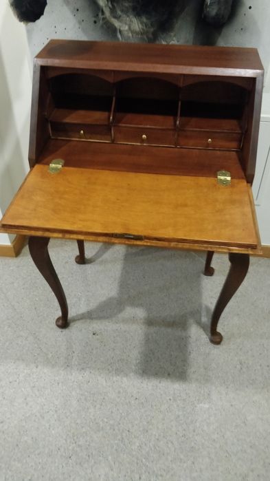 Escrivaninha de estilo inglês