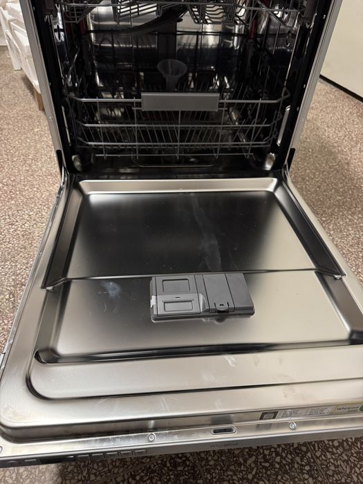 Sprzedam zmywarkę 60 Whirlpool WIC 3C33 PFE nową