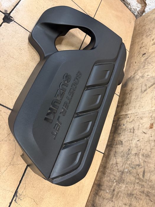 Osłona pokrywa silnika Suzuki vitara III 3 lift 1.4B