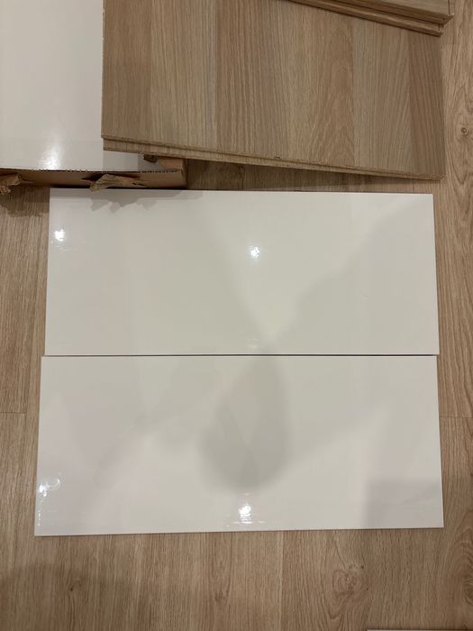 Besta Ikea - Gavetas e Porta Branca
