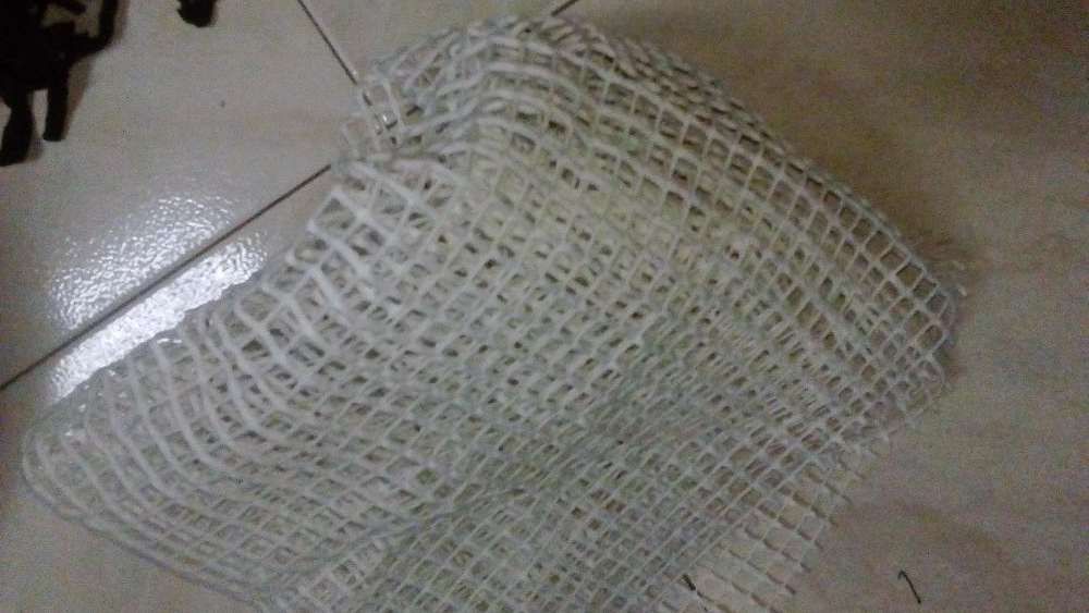 Several bags with yarn, canvases, and needles64584987065986123