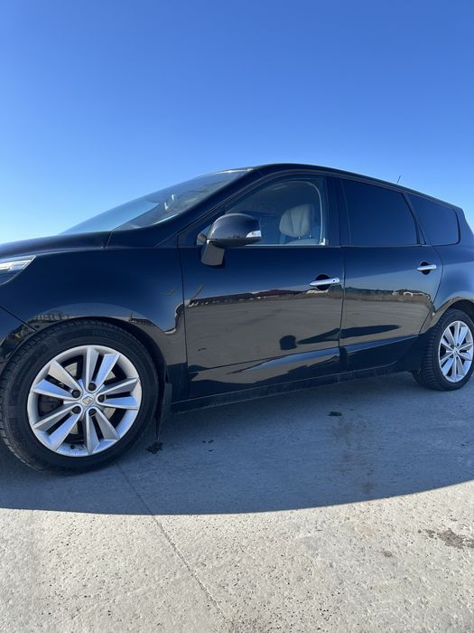 Renault Grand Scenic 2.0 дизель