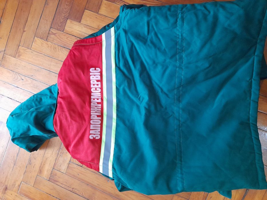 Продам новую спецодежду.