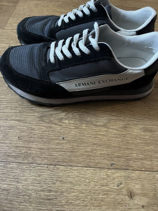 Продам Кросовки Armani Exchange 42