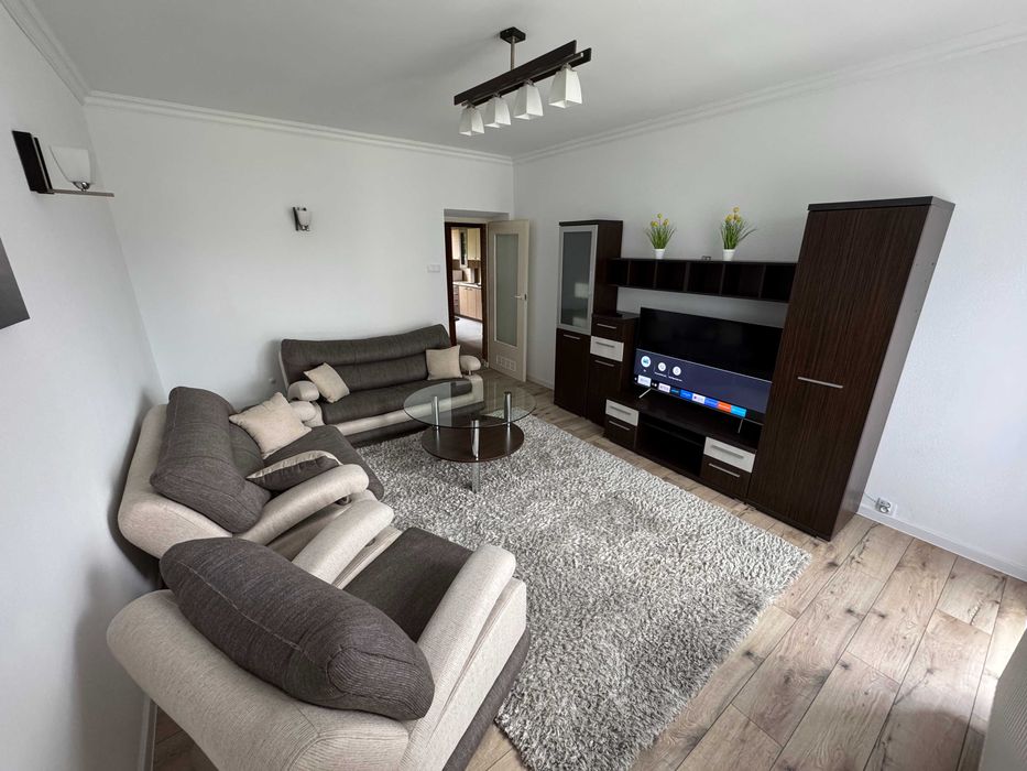 Mieszkanie M3 (Nadrzeczna), 49 m2, po generalnym remoncie, balkon, garaż, 2 piętro