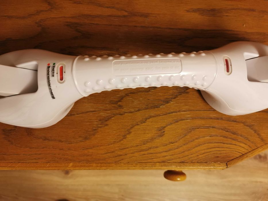 Uchwyt  na przyssawki  ze wskażnikiem  wanna prysznic