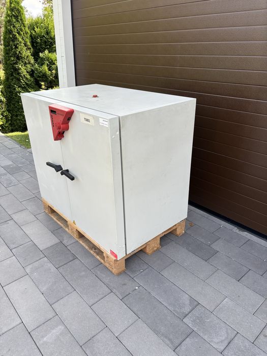 Suszarka laboratoryjna Binder FED 400