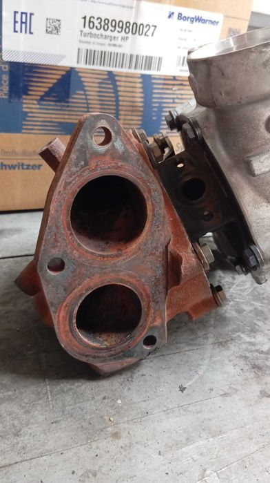 BMW 740d Ld xDrive - turbo BMW B57D30 3.0 bi-turbo (B01V)