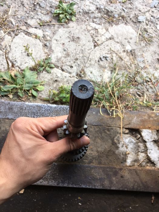 Вал первичный КПП ВАЗ 2108