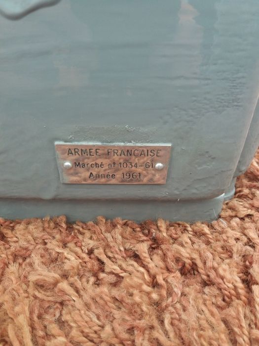 Máquina de escrever Francesa antiga (vintage)