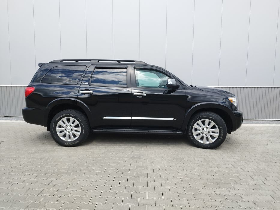 Toyota Sequoia Platinum 4x4
