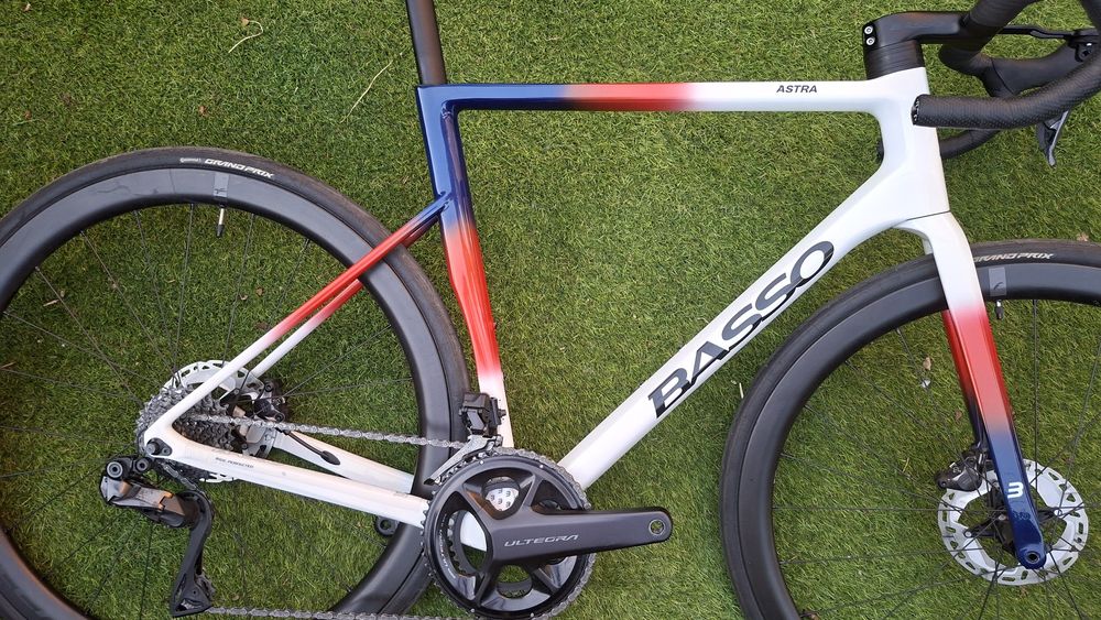 Bicicleta Basso Astra – Shimano Ultegra Di2T54