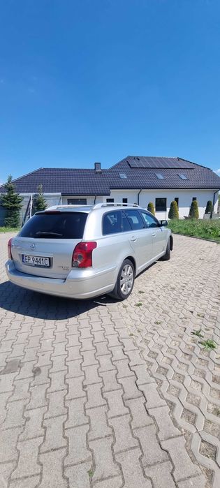 Toyota avensis  t25
