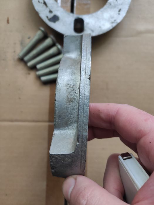 Проставки Chevrolet под задние опоры для клиренса