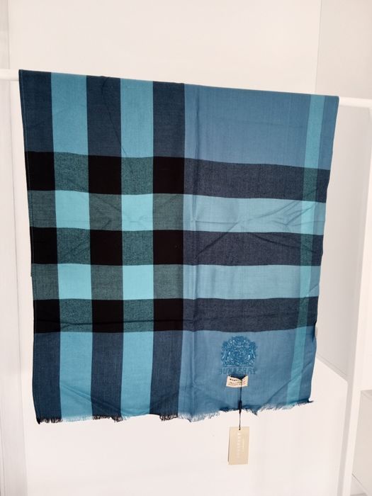 Szalik Burberry oryginał Nowy