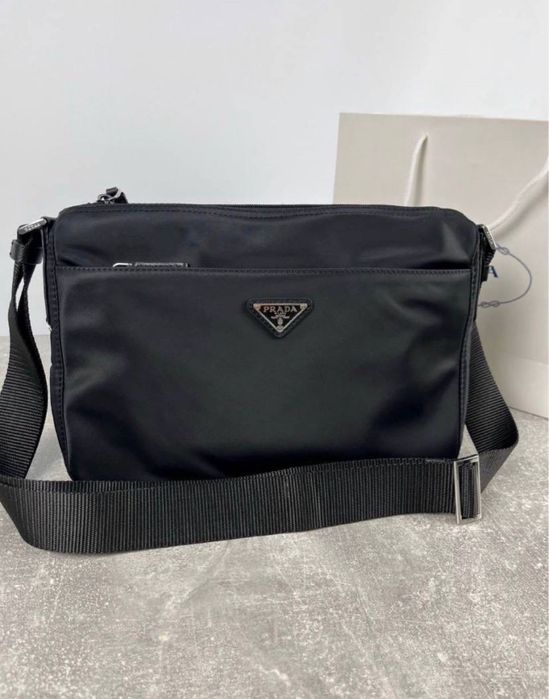 Сумка Prada Re-Nylon 1BC421 нейлонова чорна чоловіча