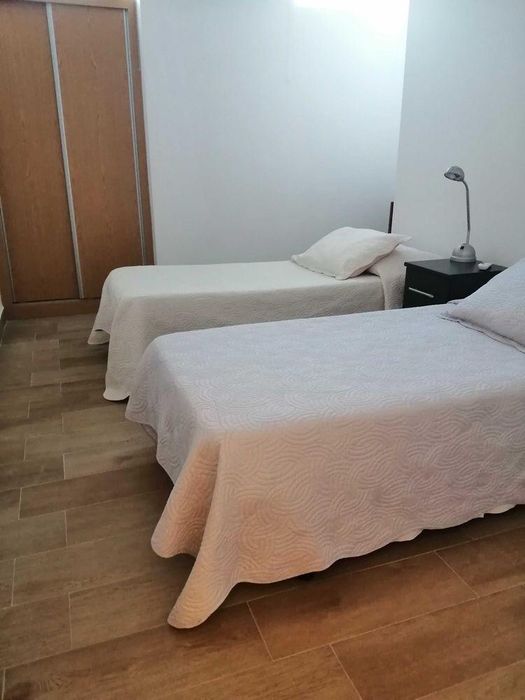 Vendo T3 remodelado e mobilado