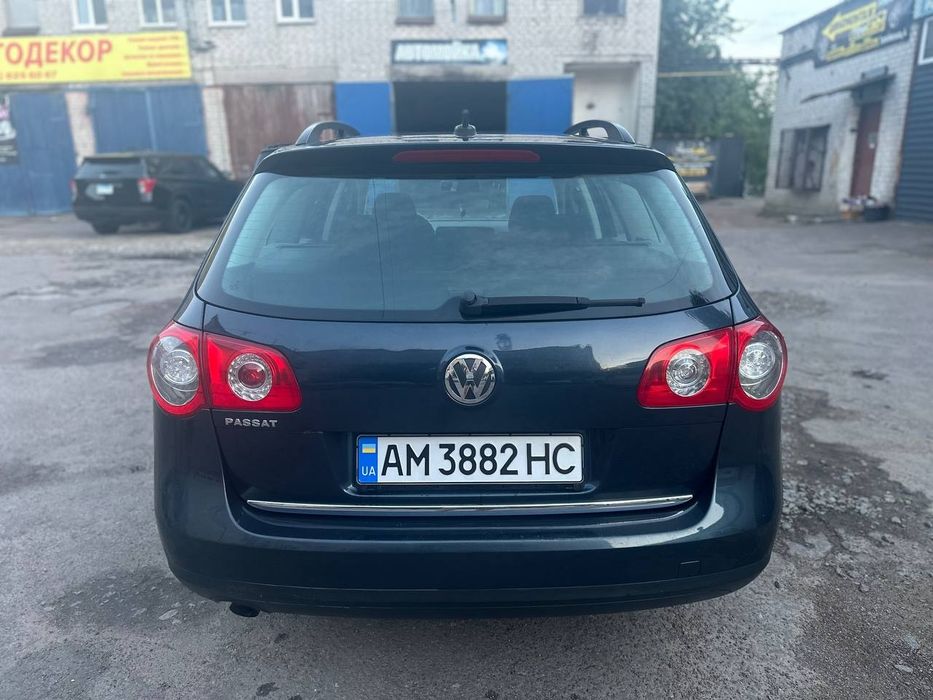 passat b6 бензиновий