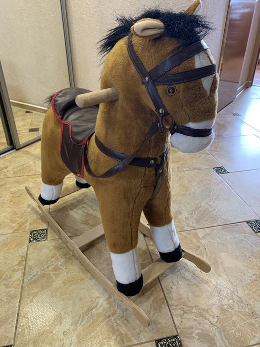 Коник -гойдалка.