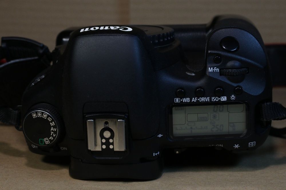 Фотоапарат CANON 7D комплект