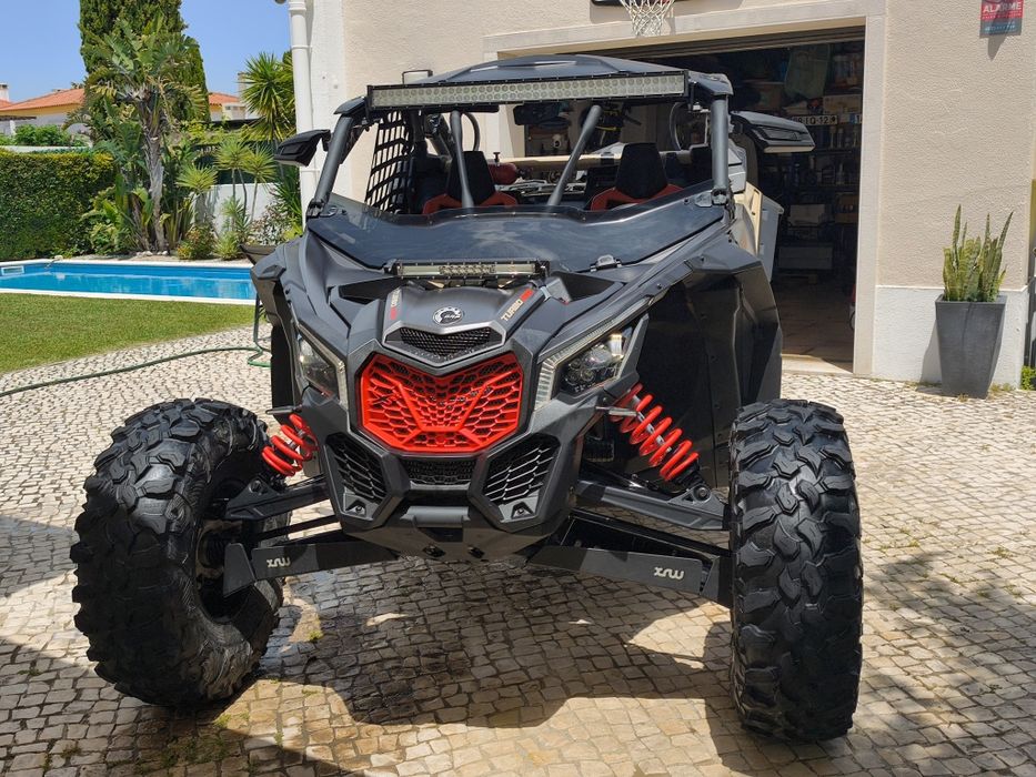 Vendo Can-Am Maverick X3 XRS Turbo RR Smart Shox